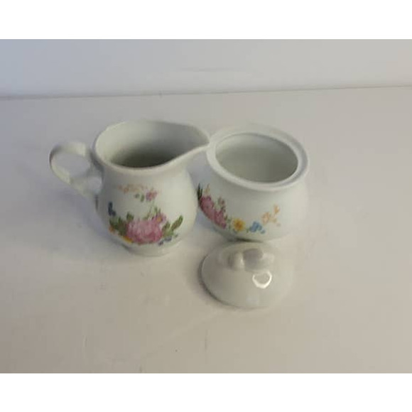 Vintage Sadler Rose Sugar and Creamer - Picture 3 of 5